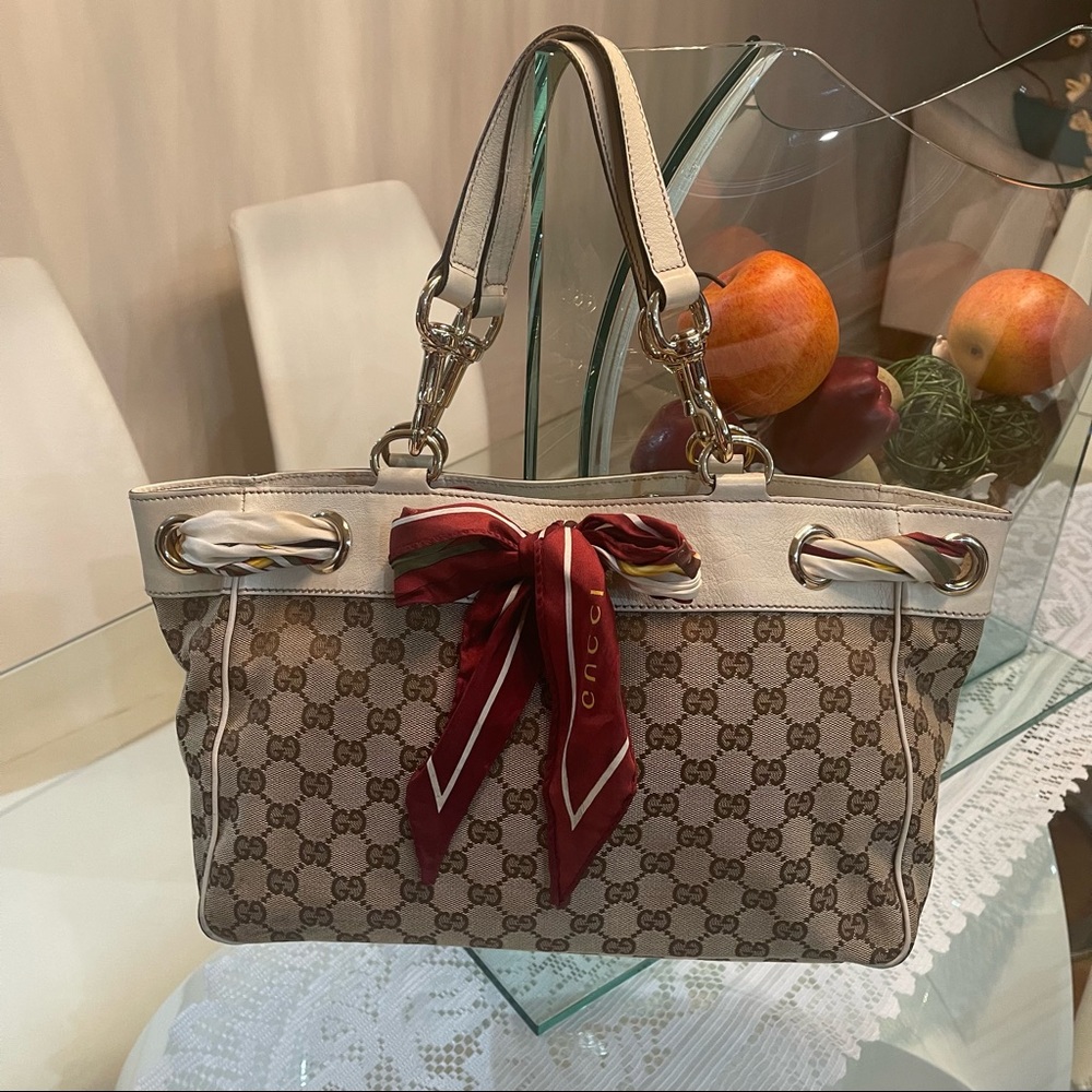 💯% authentic Gucci bag